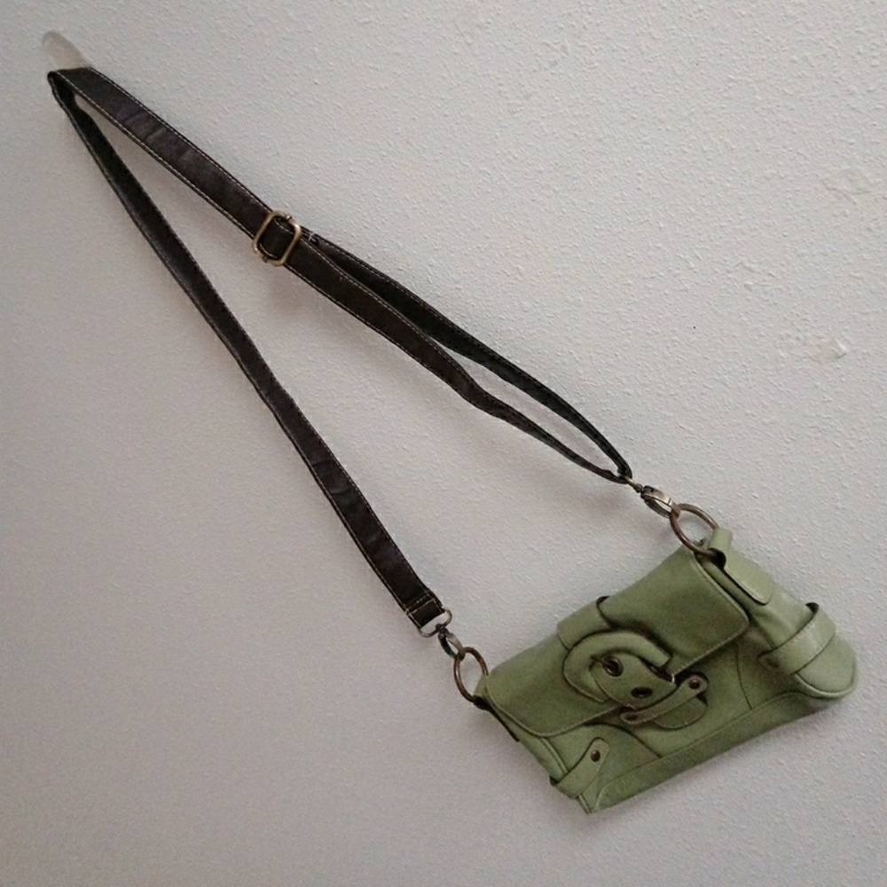CUTE Avocado Purse